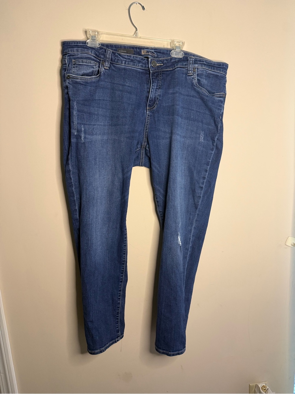 Kut from the Kloth Size 16W Distressed Skinny Jeans Medium Wash
